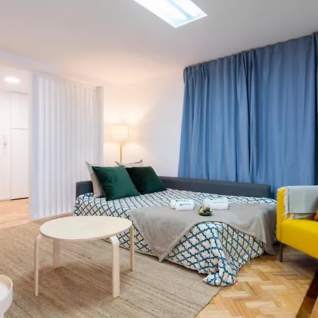 Host Wise - Spacious Fresh Flat W Terrace - Near Sea Apartman Espinho
