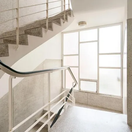 Host Wise - Spacious Fresh Flat W Terrace - Near Sea Apartman Espinho