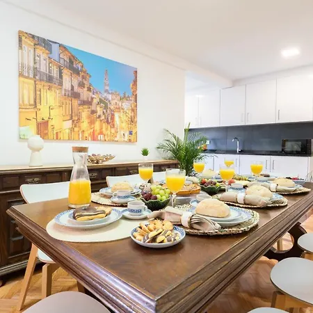 Host Wise - Spacious Fresh Flat W Terrace - Near Sea Apartment