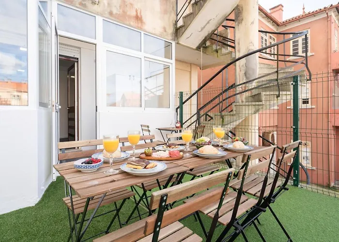 Host Wise - Spacious Fresh Flat W Terrace - Near Sea