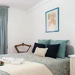 Host Wise - Spacious Fresh Flat W Terrace - Near Sea Appartement *