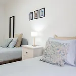 Host Wise - Spacious Fresh Flat W Terrace - Near Sea Appartement
