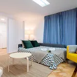 Host Wise - Spacious Fresh Flat W Terrace - Near Sea Appartement Espinho (Aveiro)