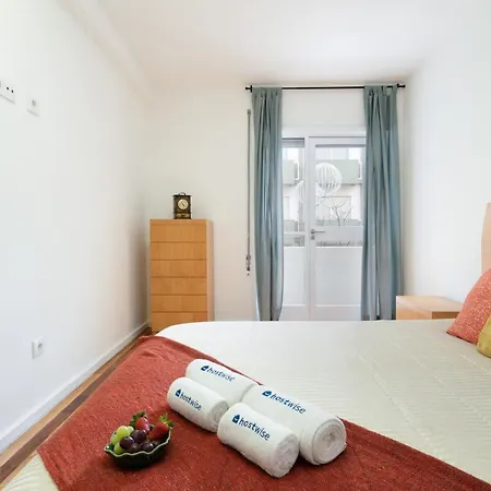 Apartmán Host Wise - Spacious Fresh Flat W Terrace - Near Sea Espinho (Aveiro)