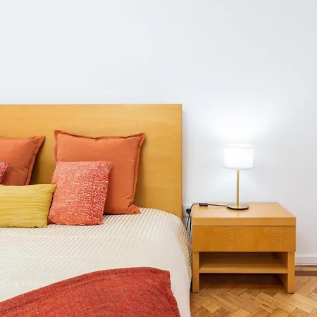 Apartmán Host Wise - Spacious Fresh Flat W Terrace - Near Sea *