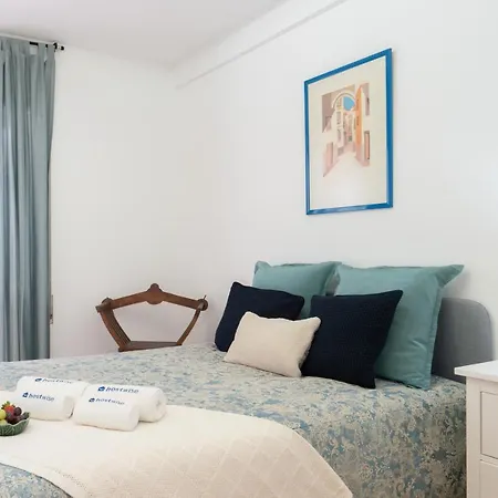 Host Wise - Spacious Fresh Flat W Terrace - Near Sea アパート *