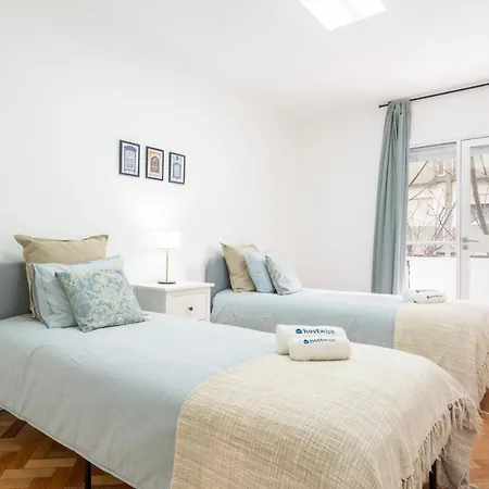 Host Wise - Spacious Fresh Flat W Terrace - Near Sea