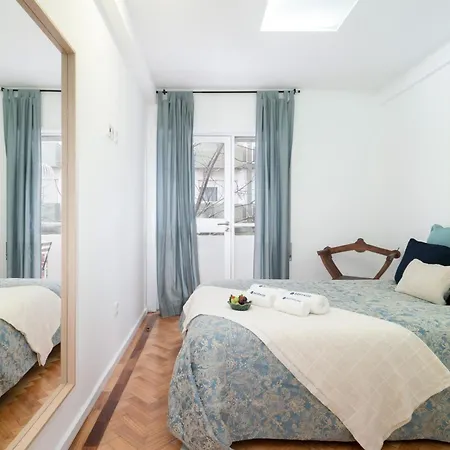 アパート Host Wise - Spacious Fresh Flat W Terrace - Near Sea エスピーニョ