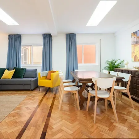 Host Wise - Spacious Fresh Flat W Terrace - Near Sea Apartmán *