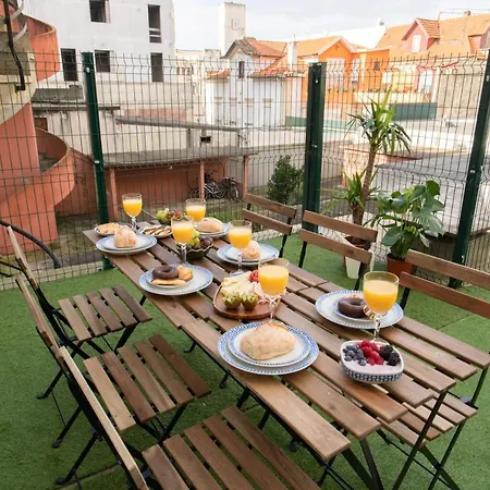 アパート Host Wise - Spacious Fresh Flat W Terrace - Near Sea