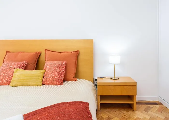 Apartment Host Wise - Spacious Fresh Flat W Terrace - Near Sea *