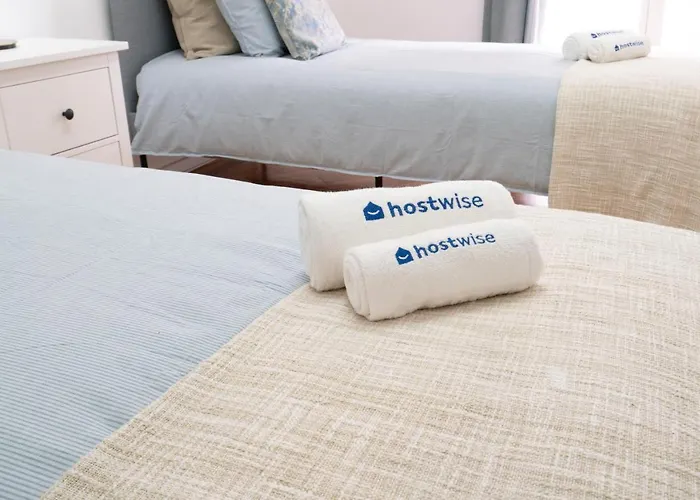 Host Wise - Spacious Fresh Flat W Terrace - Near Sea Apartment Espinho (Aveiro)